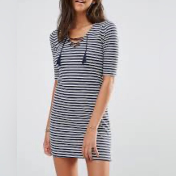 Hollister Women’s dress striped 3/4 sleeve size M - Picture 1 of 9
